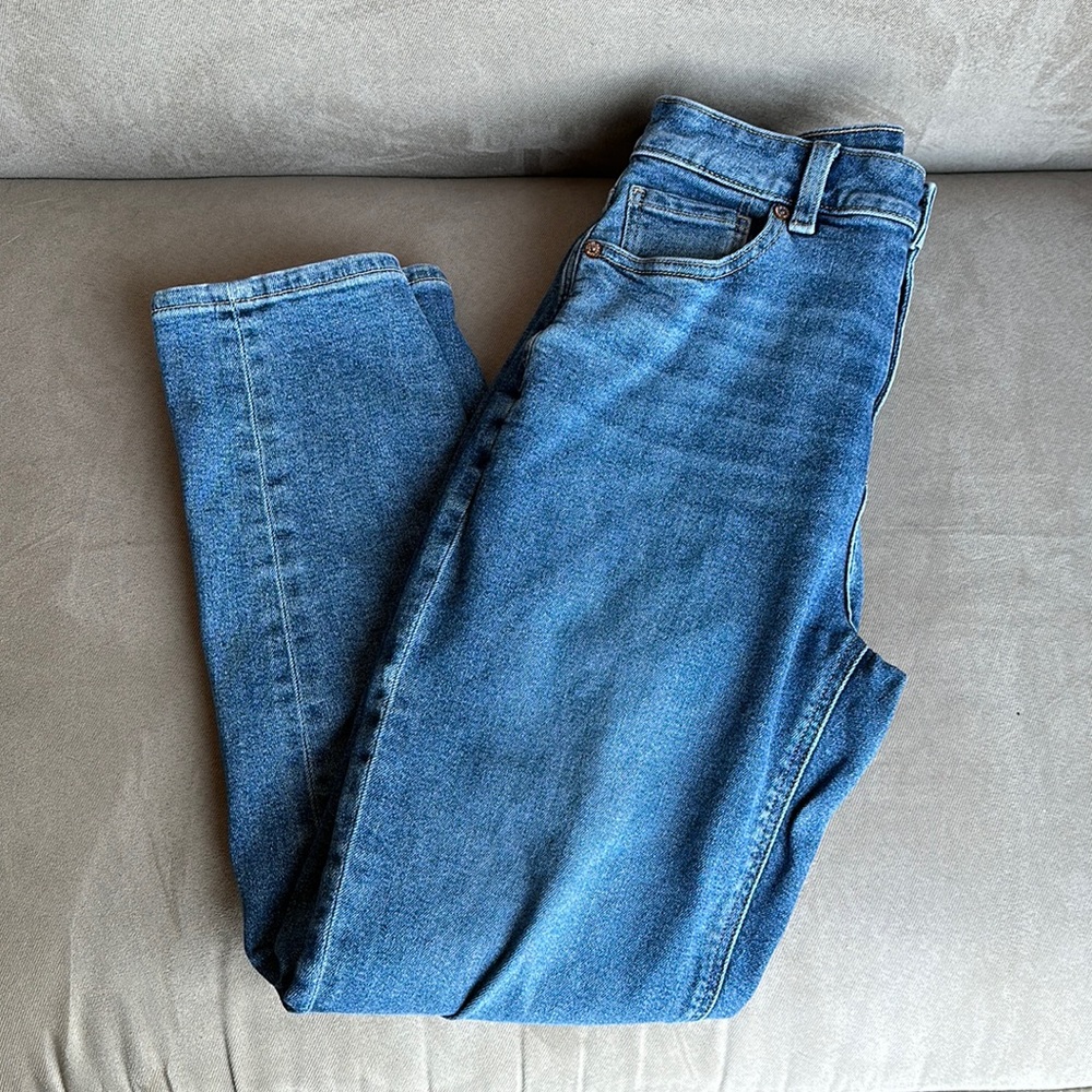 AE mom jeans